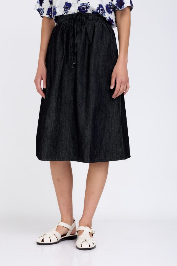 חצאית כחל ג'ינס שחור