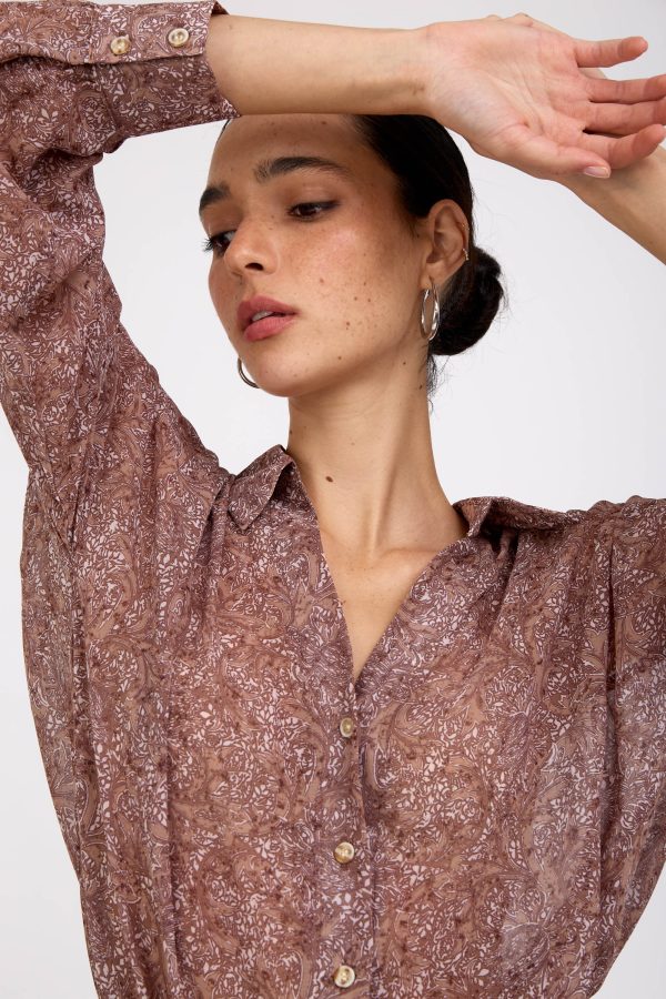 חולצת פועה בז'