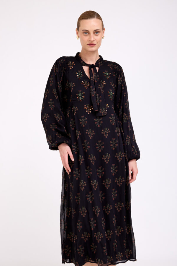 שמלת פלורליס פרחונית