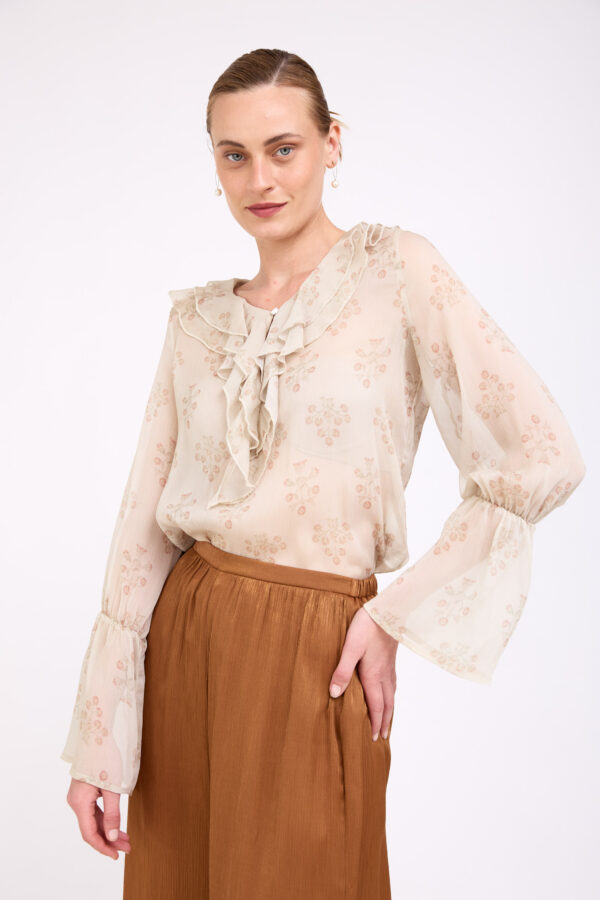 חולצת קוטור לבנה