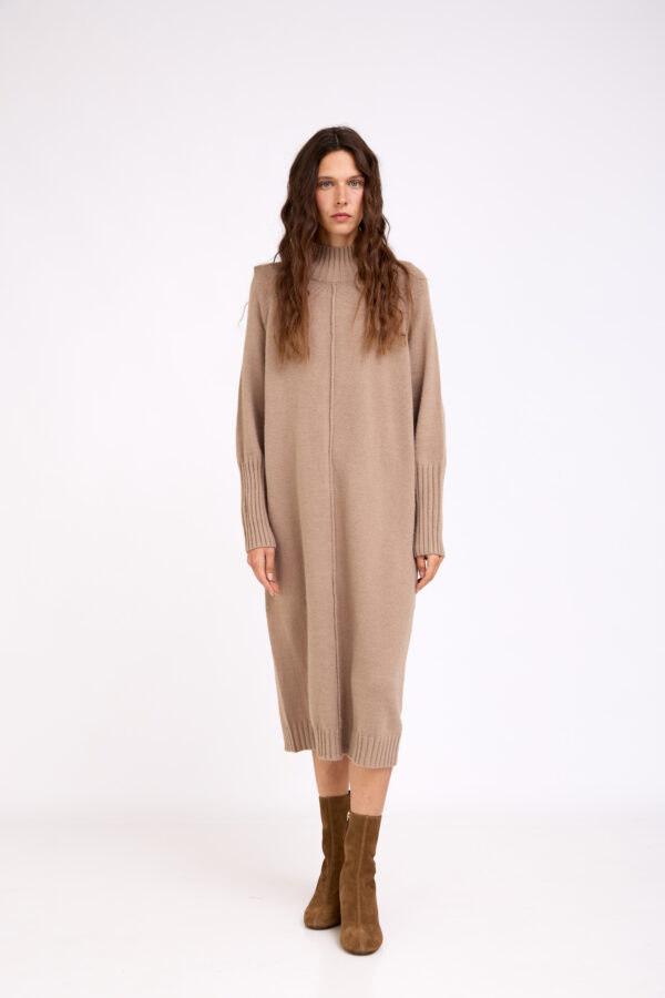 שמלת אדל חום בהיר