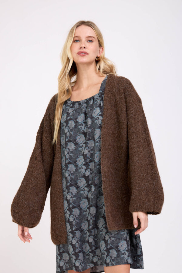 סריג טיי חום