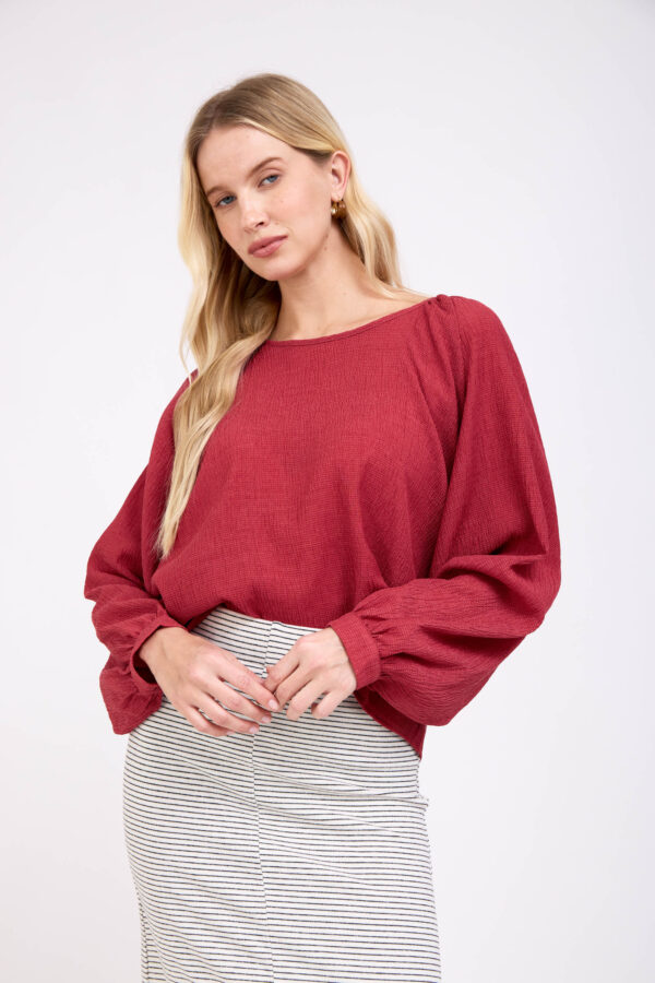 חולצת פלורו אדומה