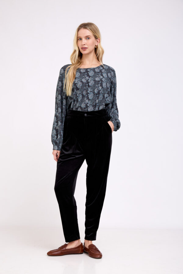 מכנס לוקס שחור