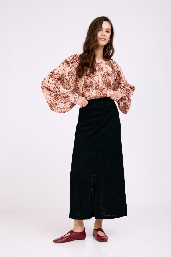 חצאית קוריס שחורה