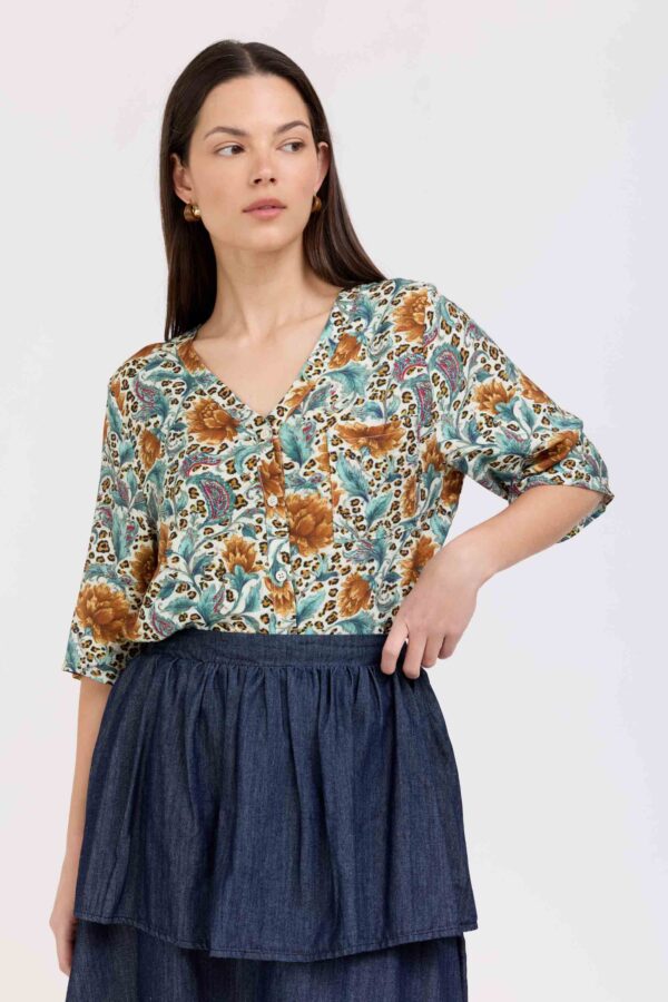 חולצת סקיי פרחונית