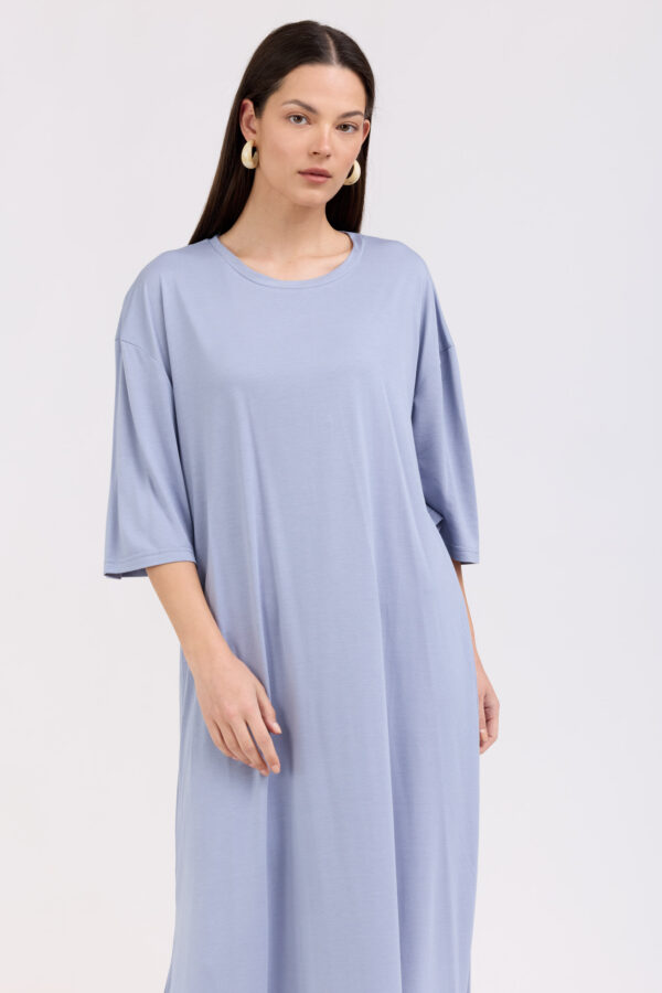 שמלת קרופ כחולה